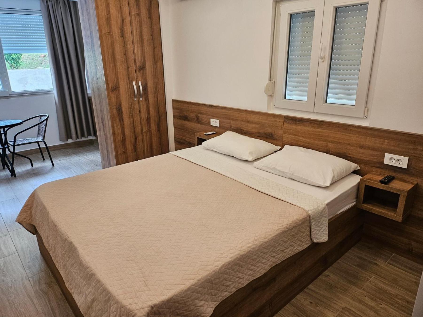 Grejm Family Apartments Petrovac Extérieur photo